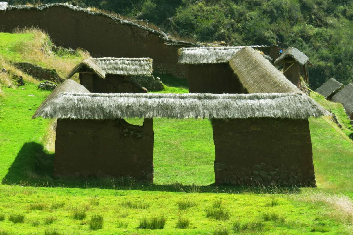Inca Buildings at Huchuy Qosqo
