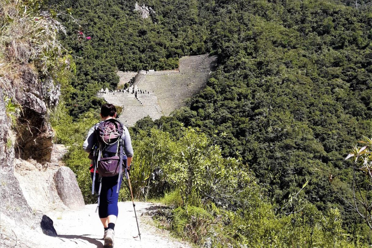 alternative Inca trail women porter